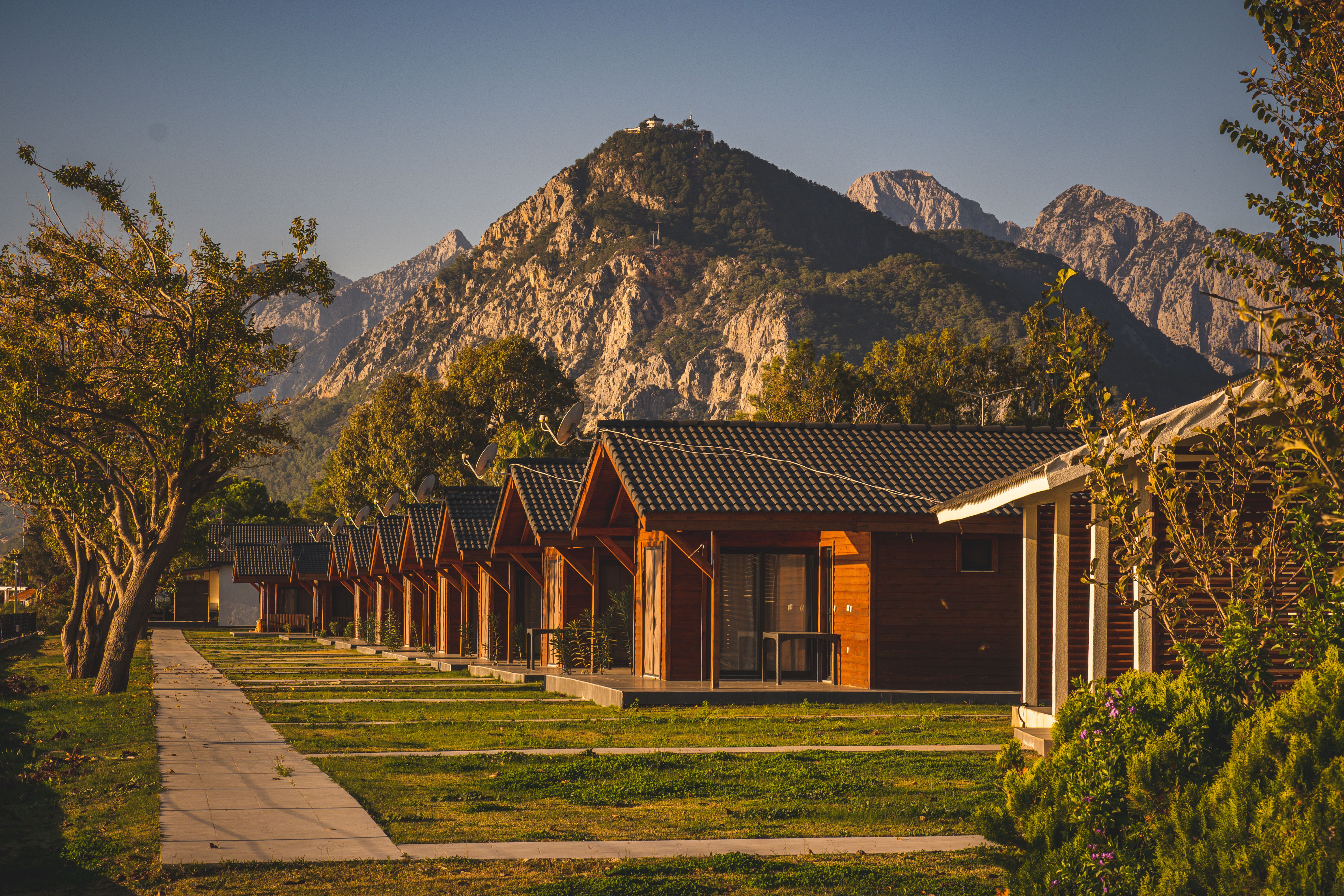 Flat Top Lodge